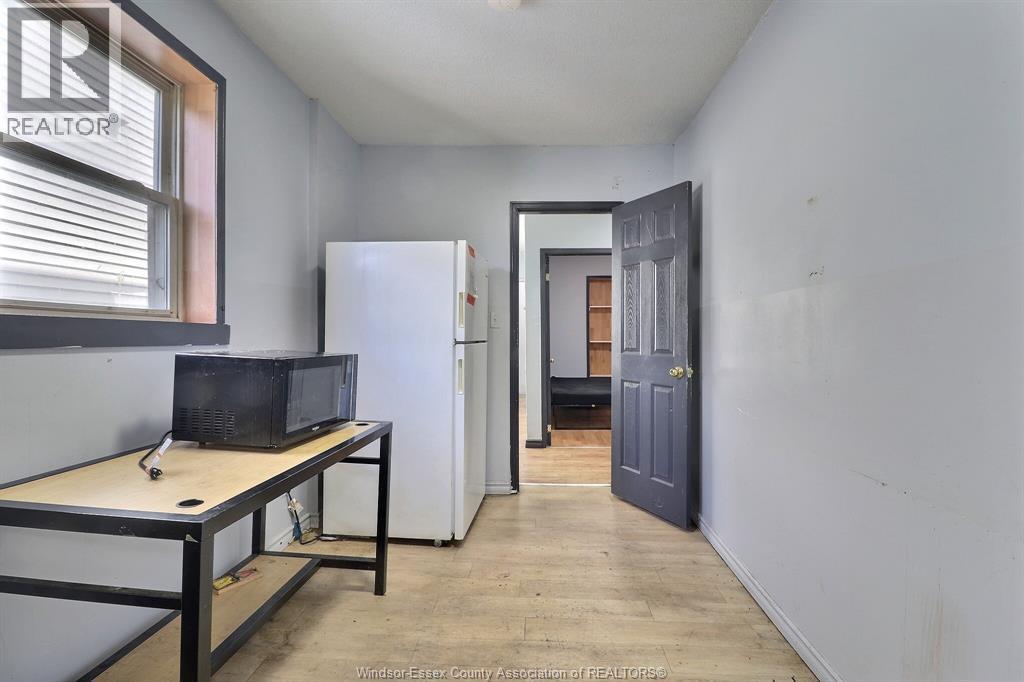 1920 University Avenue West, Windsor, ON