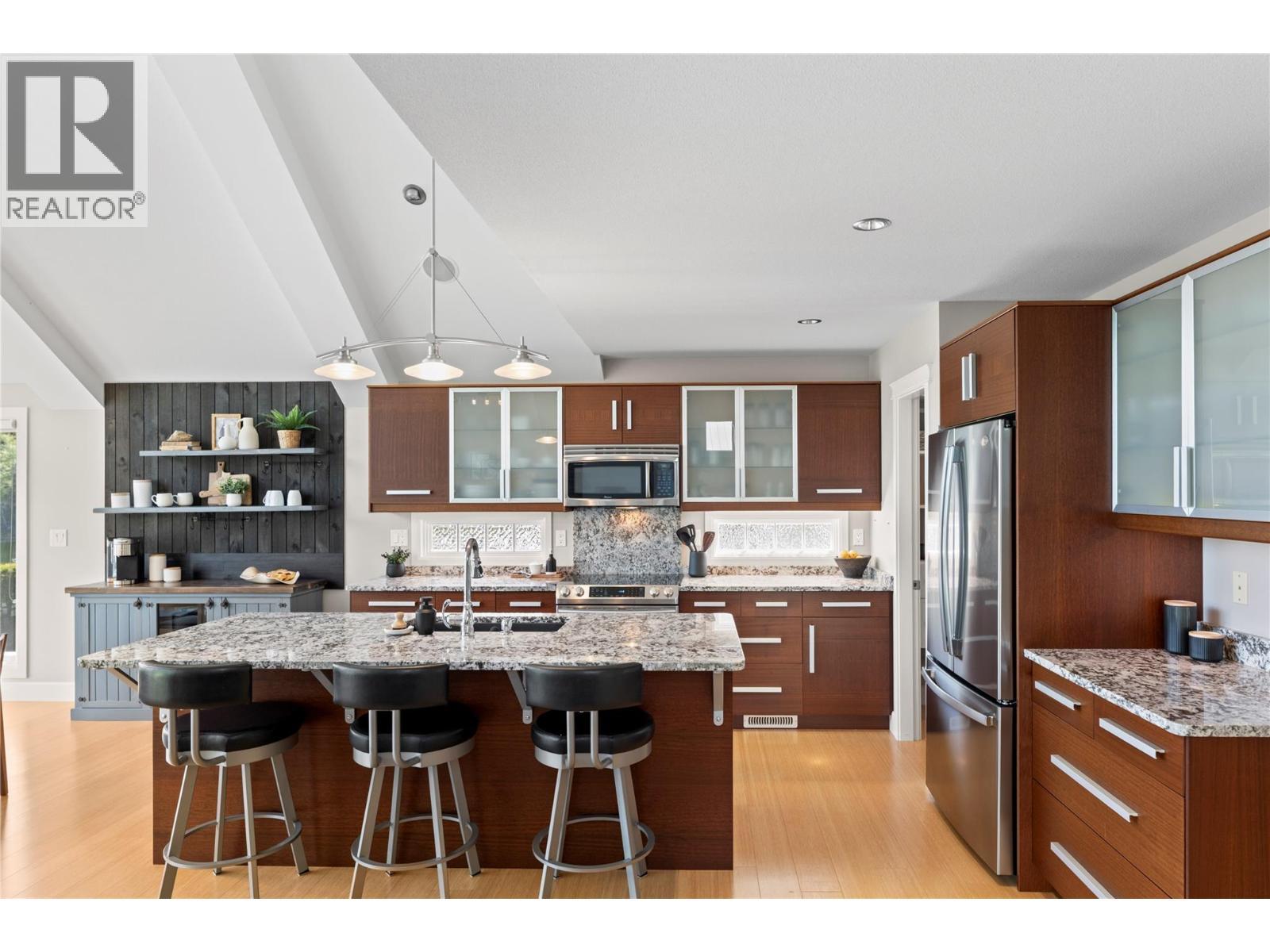 everything you need plus a coffee wall and pantry - 6421 Eagle Bay Road Unit# 13, Eagle Bay, BC