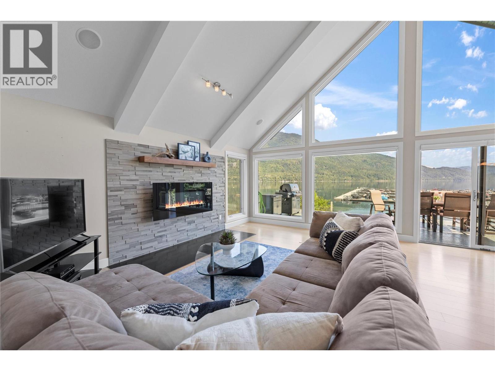 6421 Eagle Bay Road Unit# 13, Eagle Bay, BC