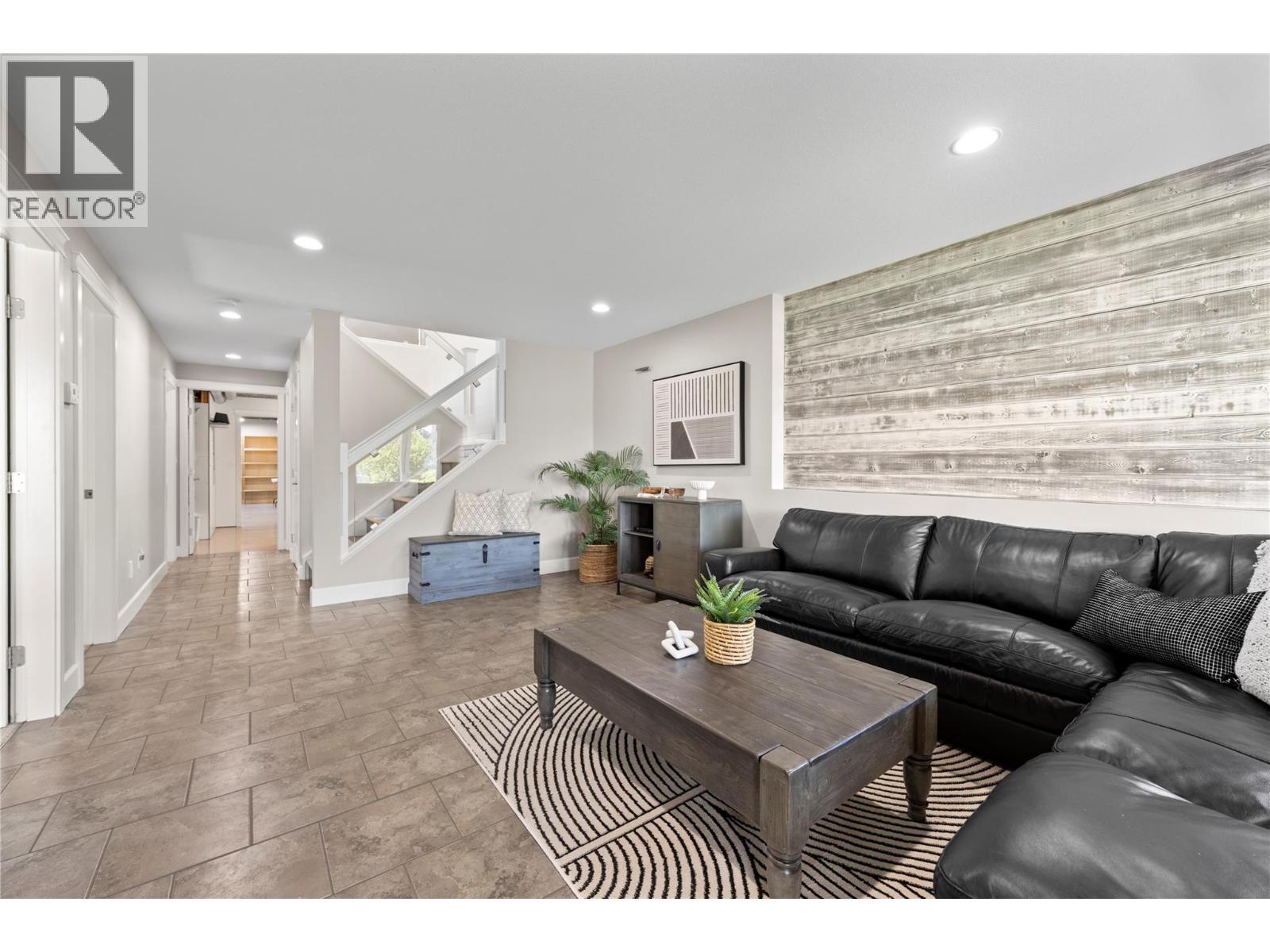 beautifully decorated with accent wall - 6421 Eagle Bay Road Unit# 13, Eagle Bay, BC