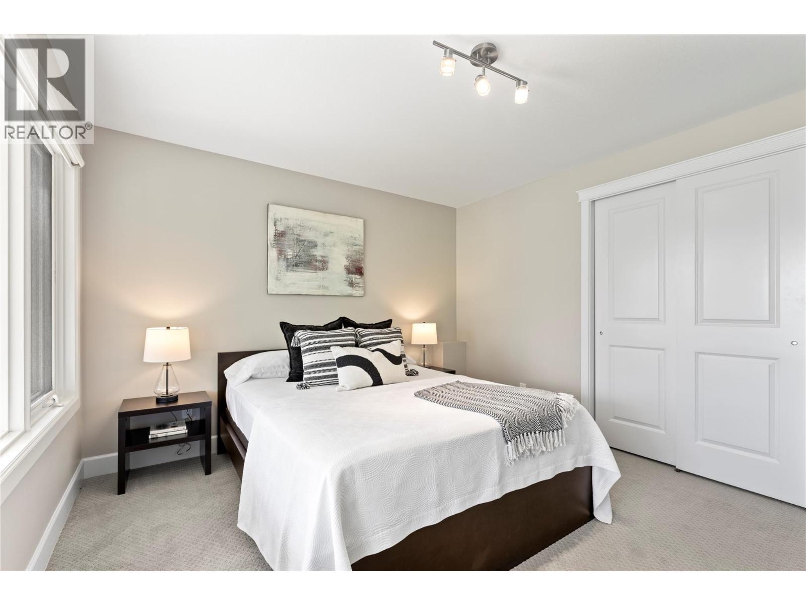 lots of room - 6421 Eagle Bay Road Unit# 13, Eagle Bay, BC