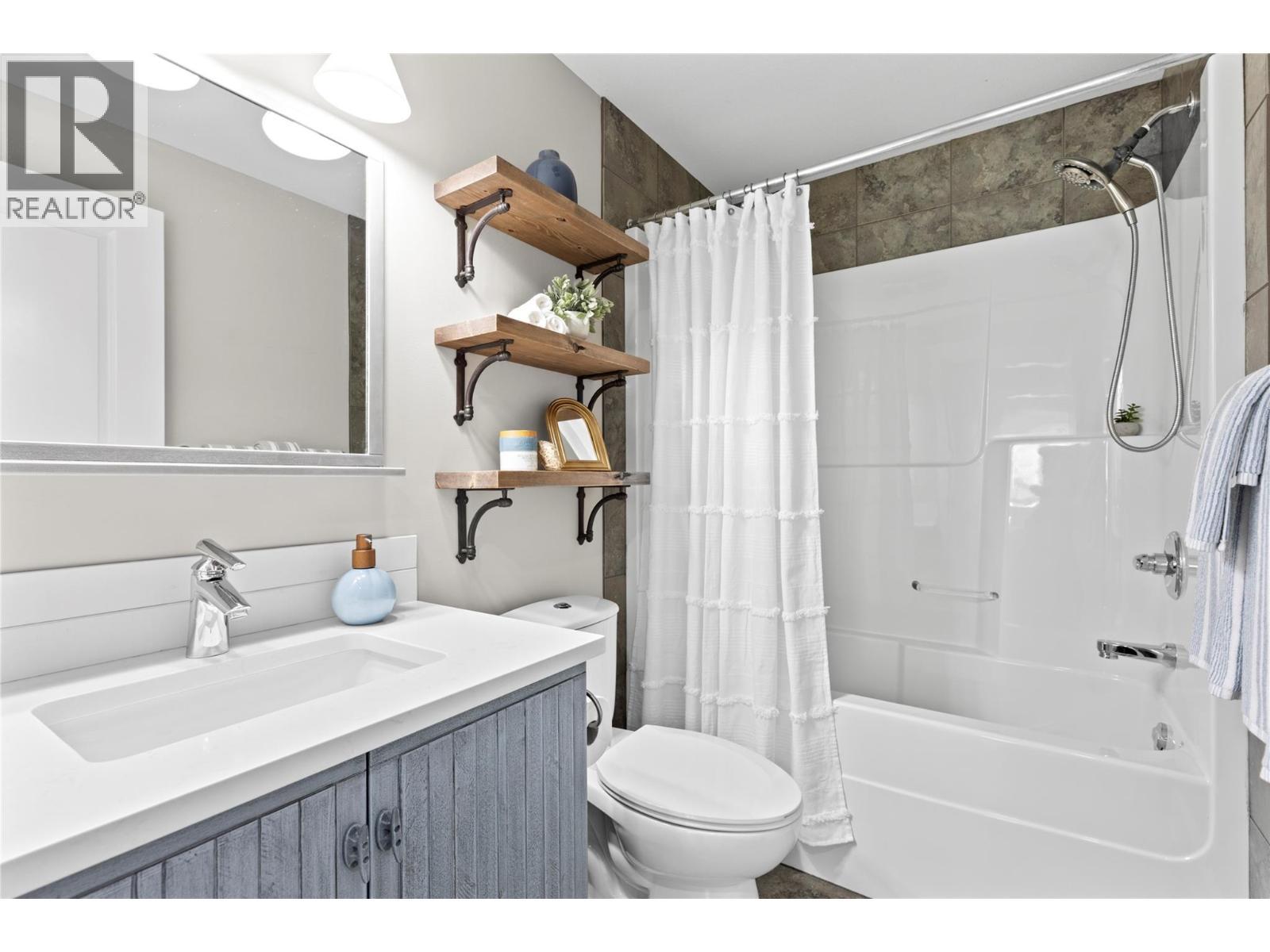 full basement bathroom - 6421 Eagle Bay Road Unit# 13, Eagle Bay, BC