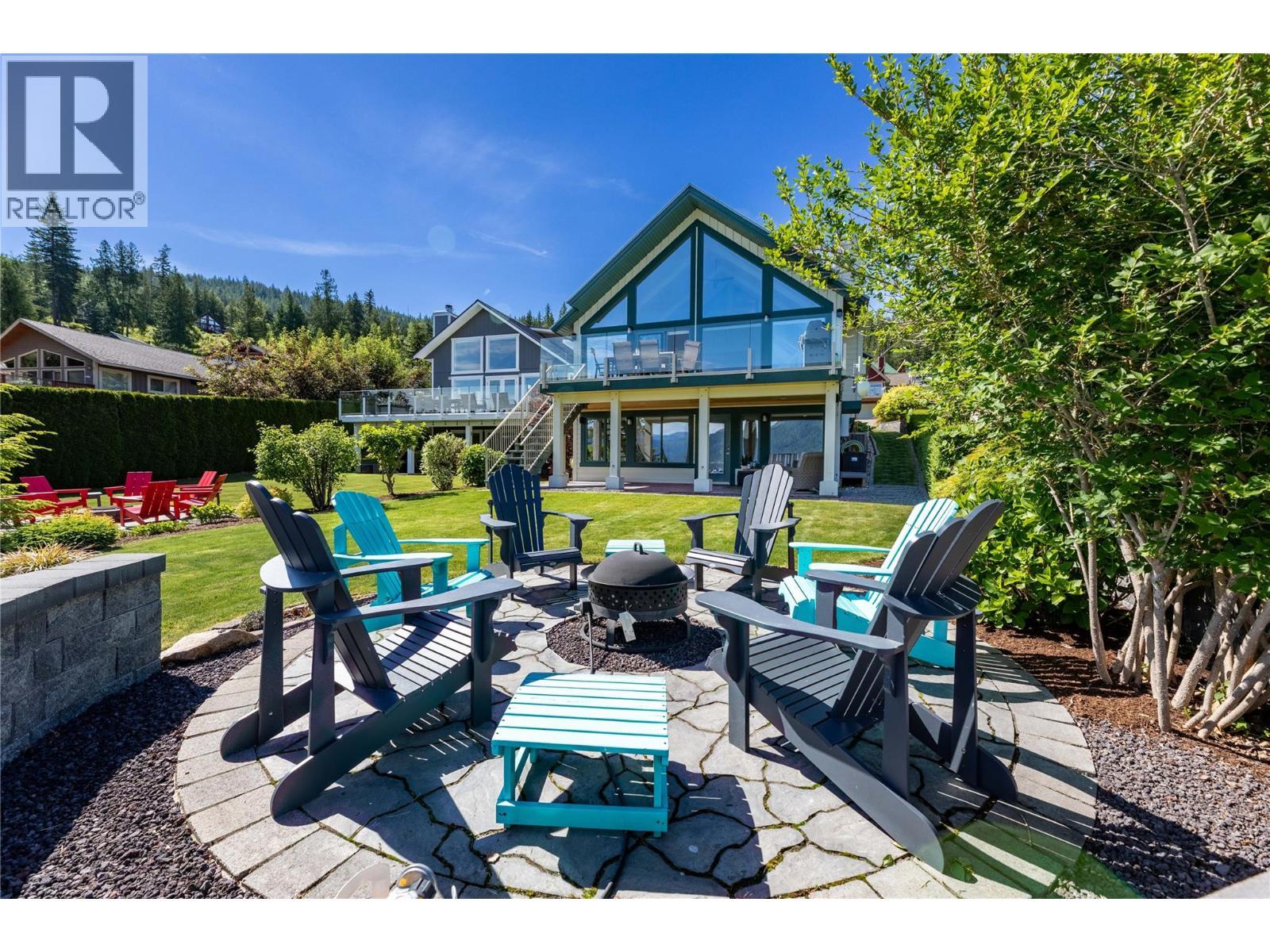 Great area to unwind by the fire with wine and friends and tell boating stories - 6421 Eagle Bay Road Unit# 13, Eagle Bay, BC