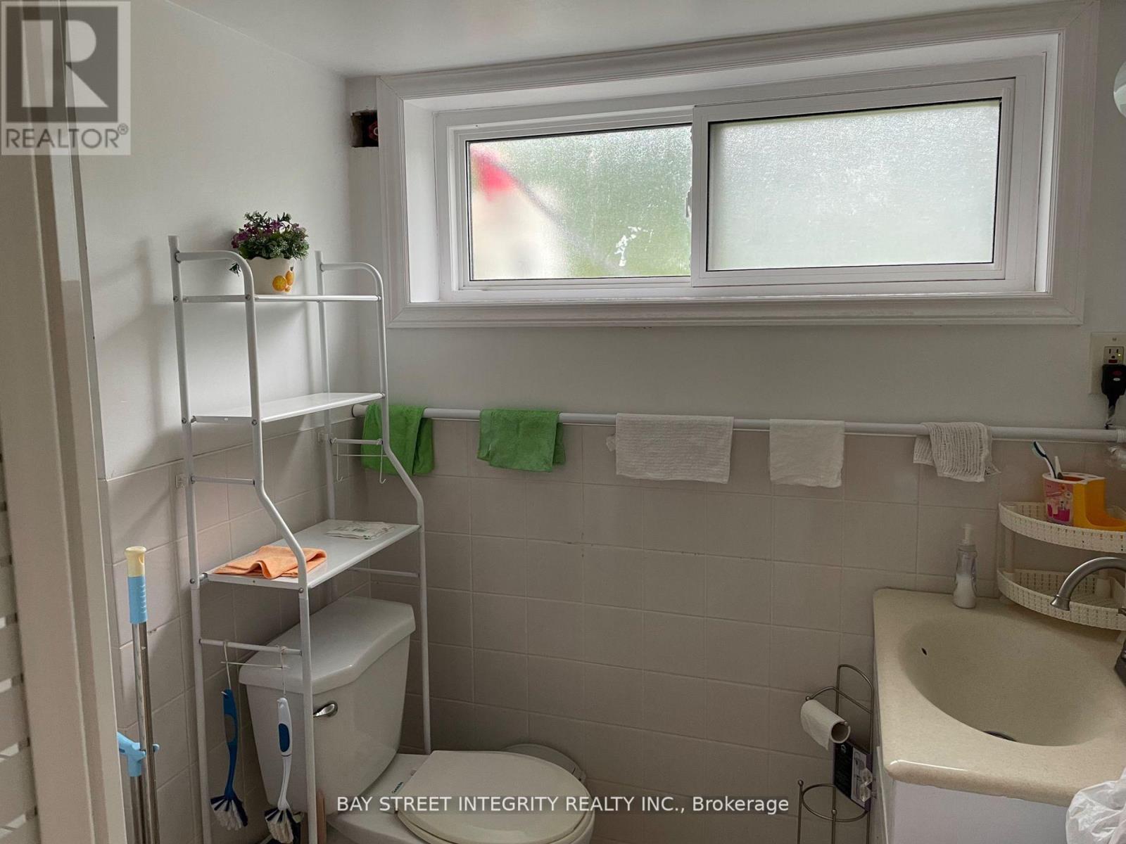 Bsmt - 112 Combermere Drive, Toronto, ON