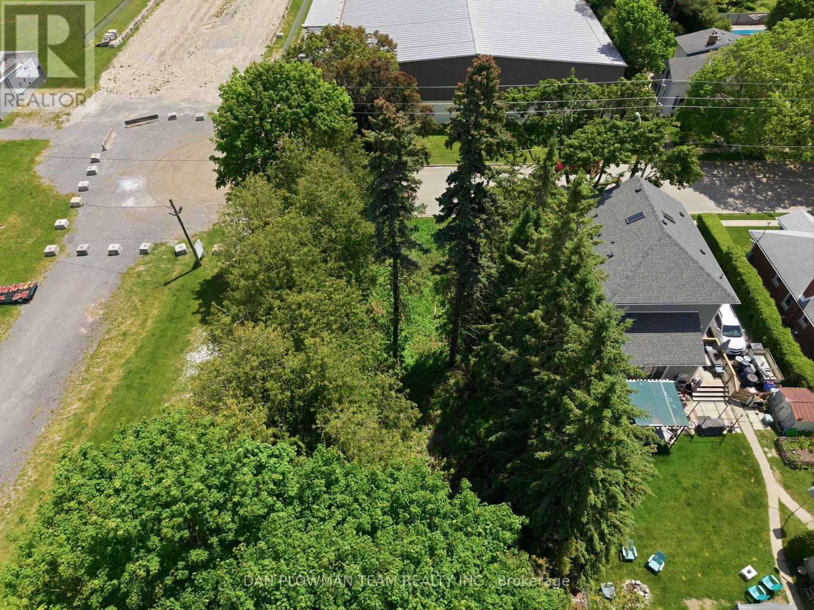 38 Park Street, Clarington, ON