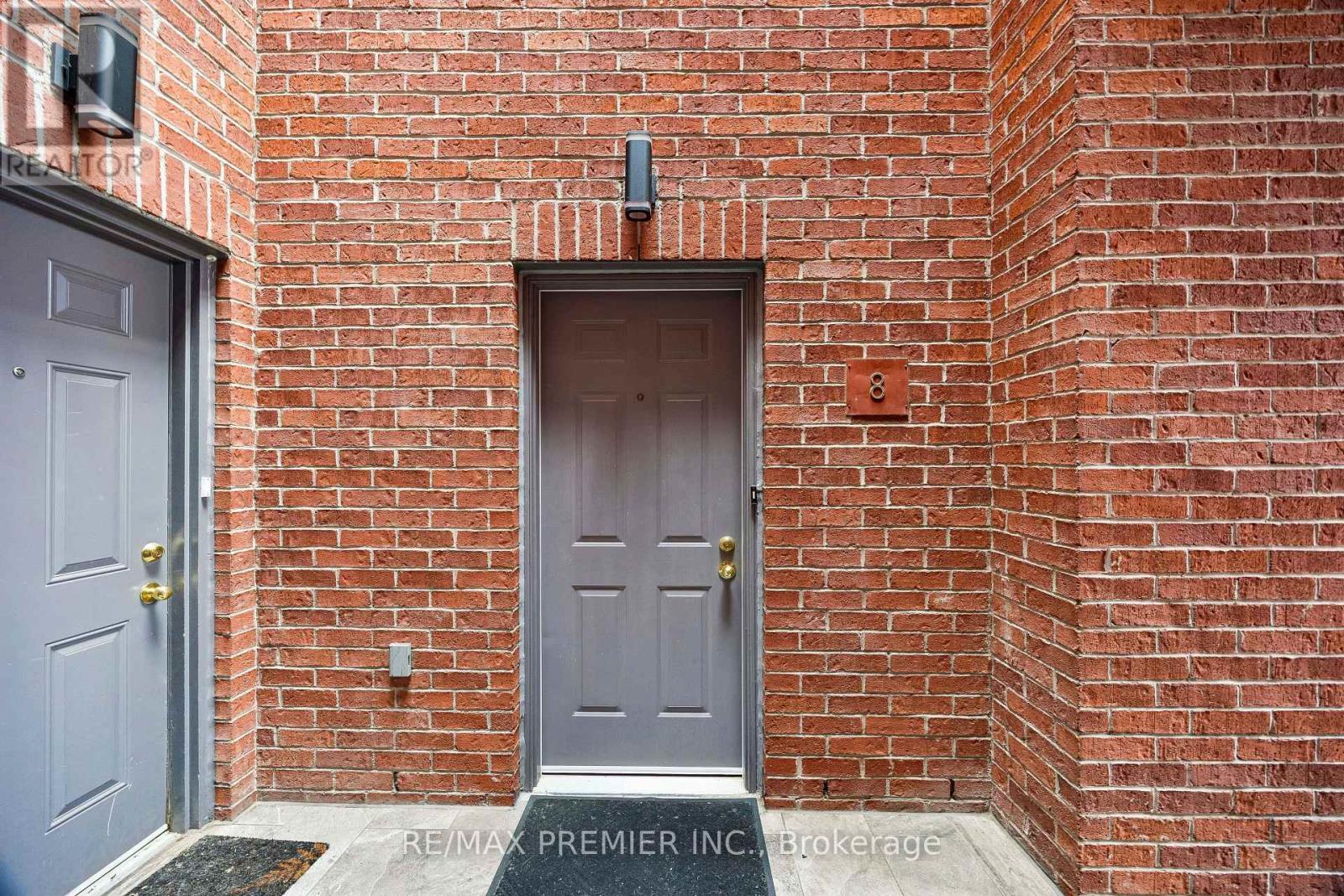 8 - 100 Arbors Lane, Vaughan, ON