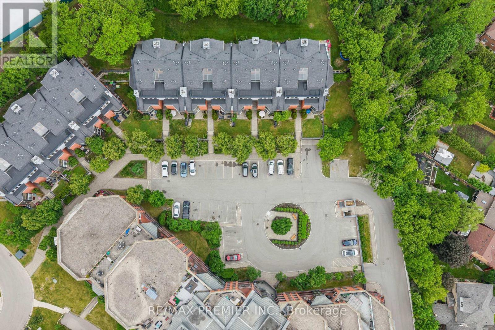 8 - 100 Arbors Lane, Vaughan, ON