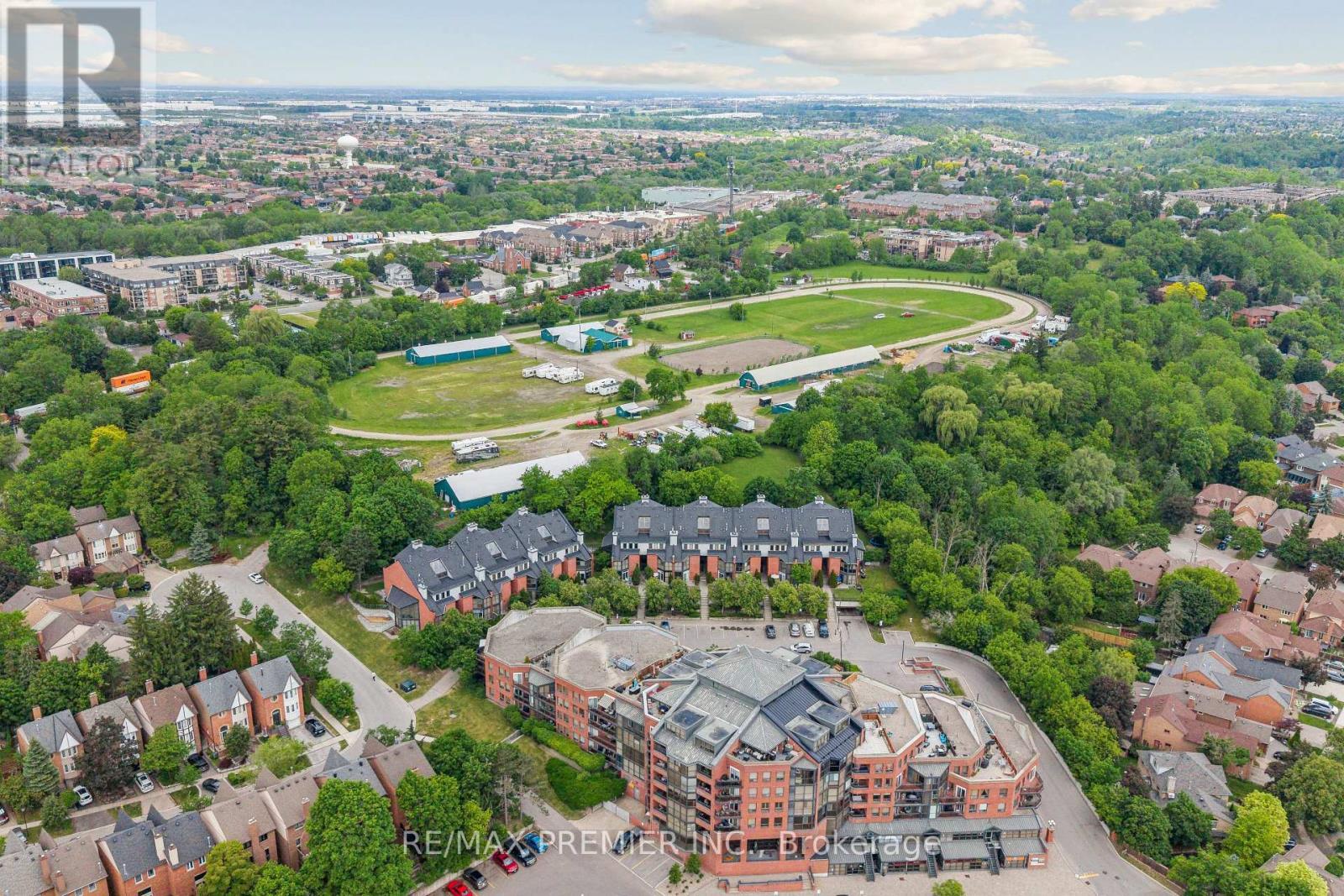 8 - 100 Arbors Lane, Vaughan, ON