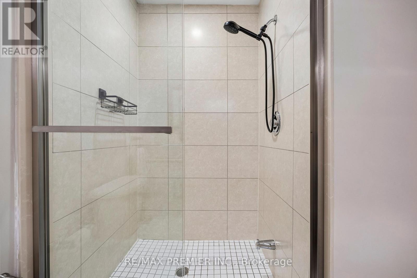 8 - 100 Arbors Lane, Vaughan, ON