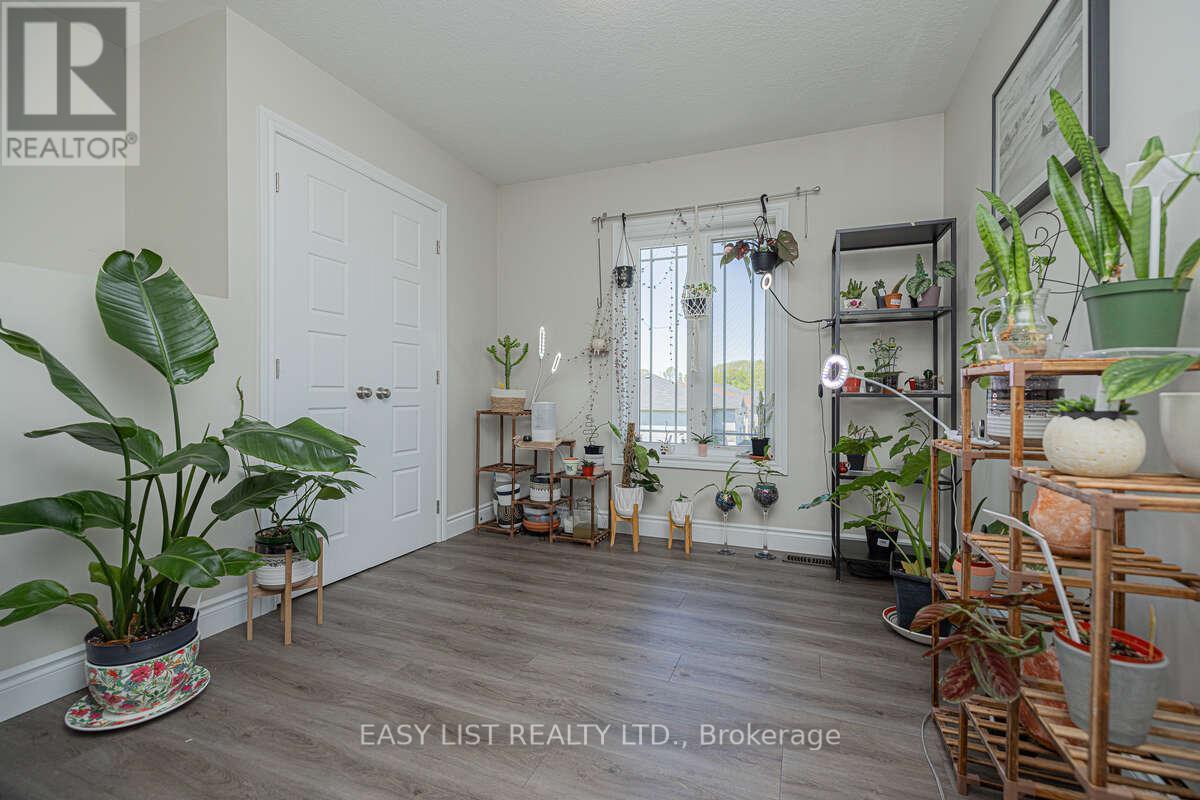 19 Ralph Dalton Boulevard, Tay, ON