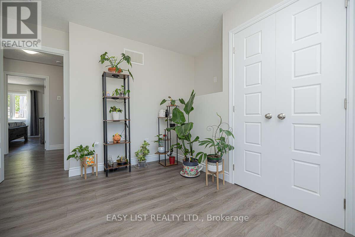 19 Ralph Dalton Boulevard, Tay, ON