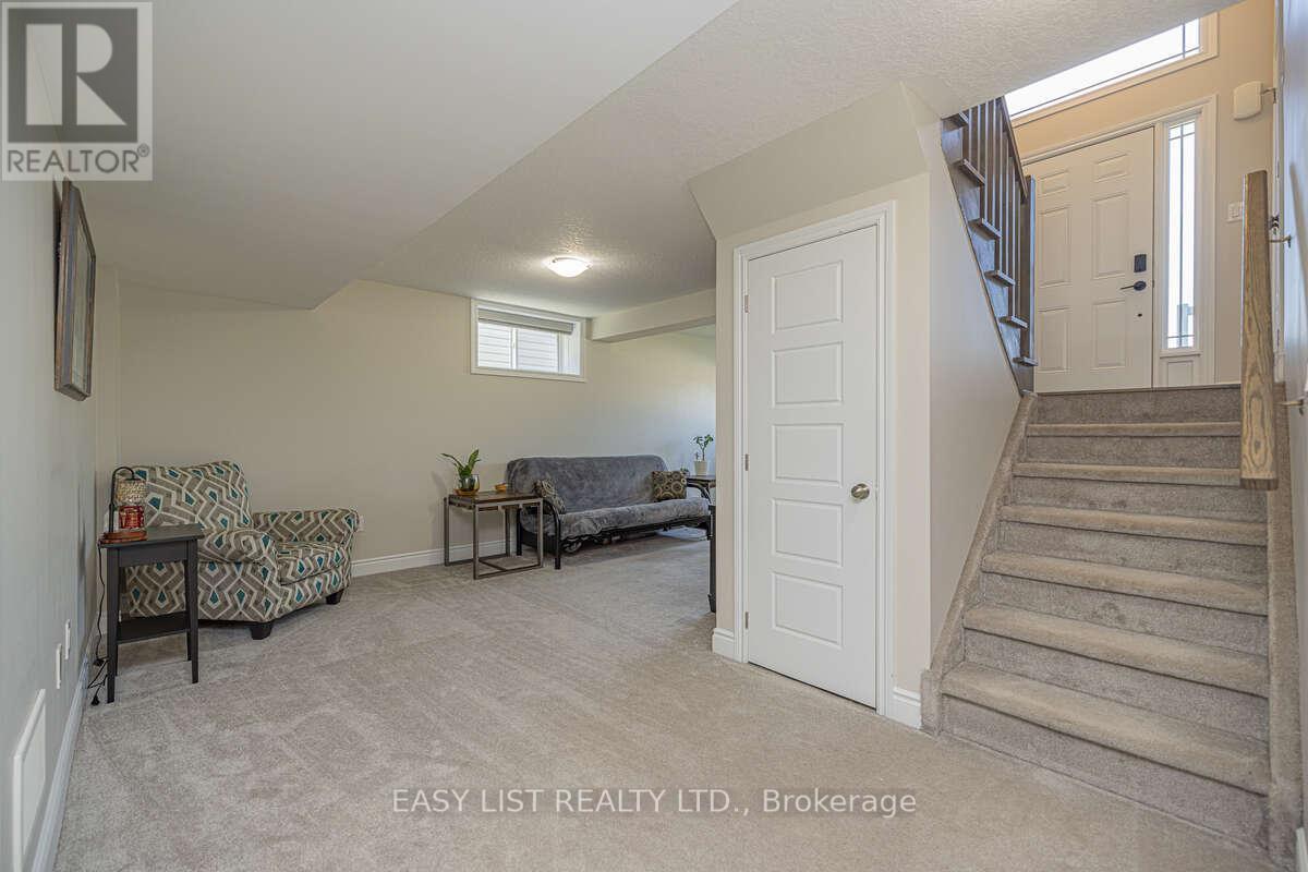 19 Ralph Dalton Boulevard, Tay, ON