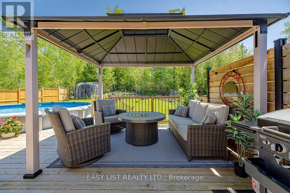 19 Ralph Dalton Boulevard, Tay, ON