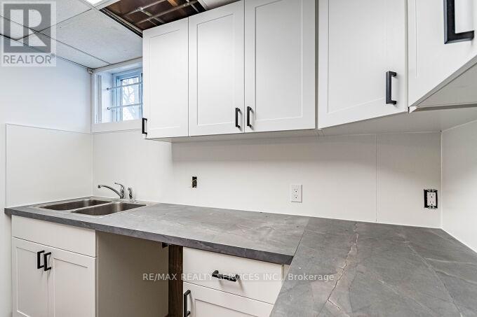 68 Rymal Road E, Hamilton, ON