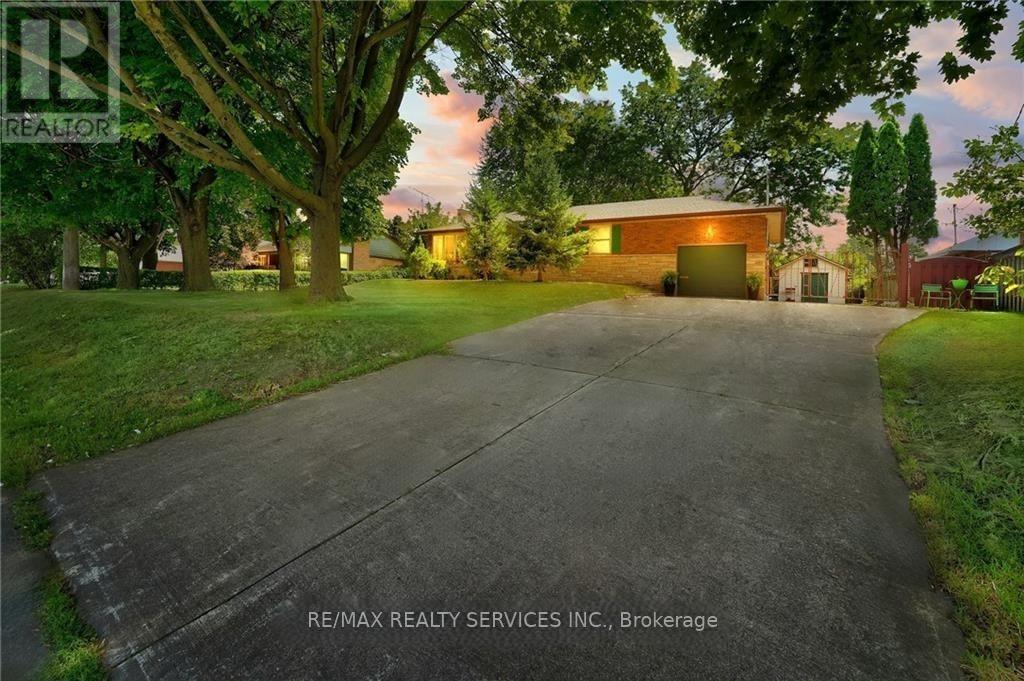 68 Rymal Road E, Hamilton, ON