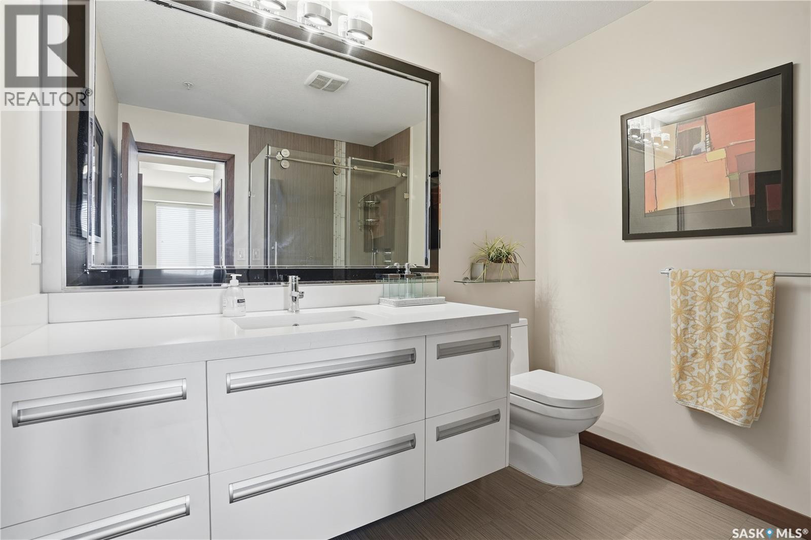 203 2101 Heseltine Road, Regina, SK