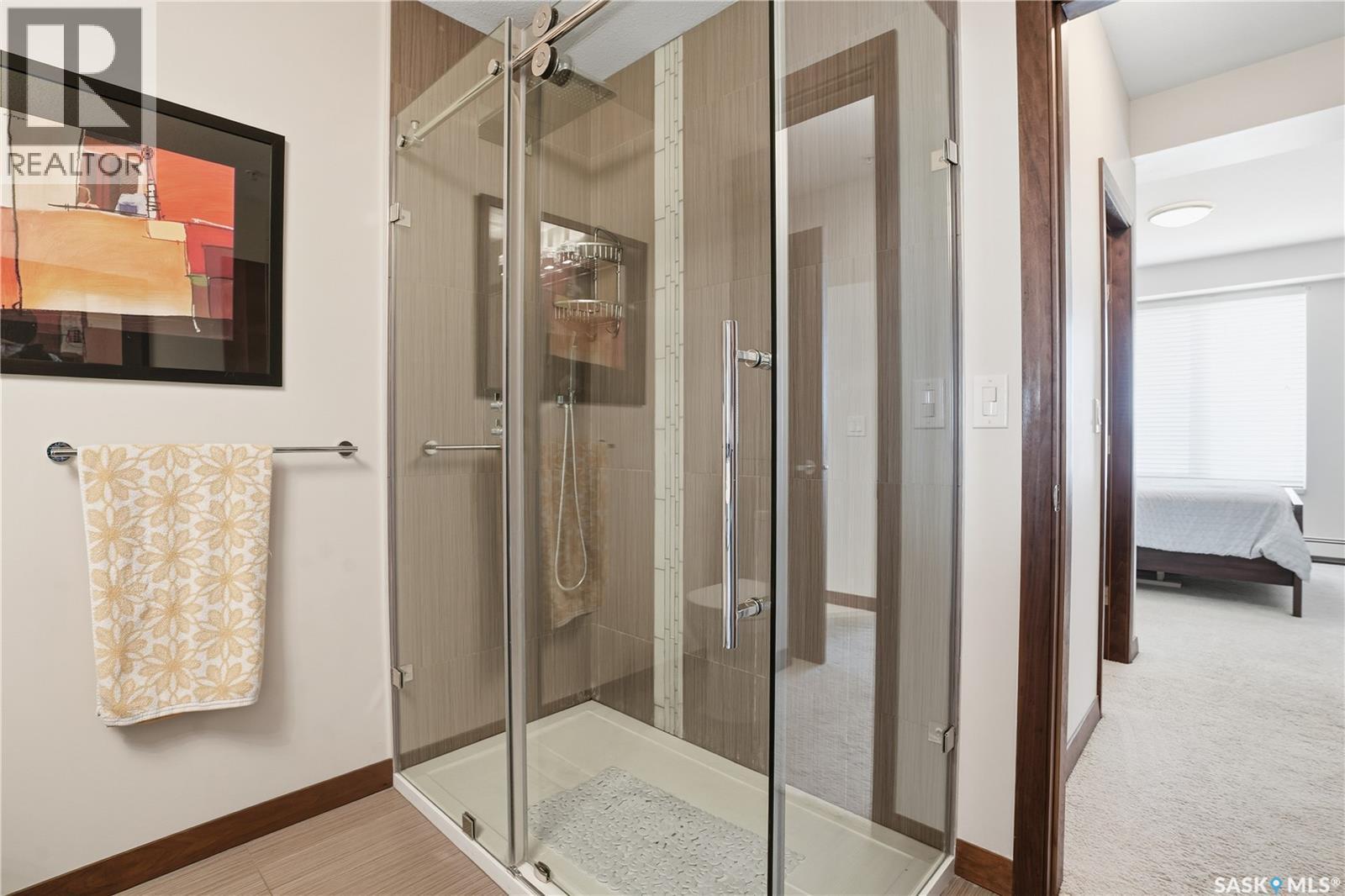 203 2101 Heseltine Road, Regina, SK