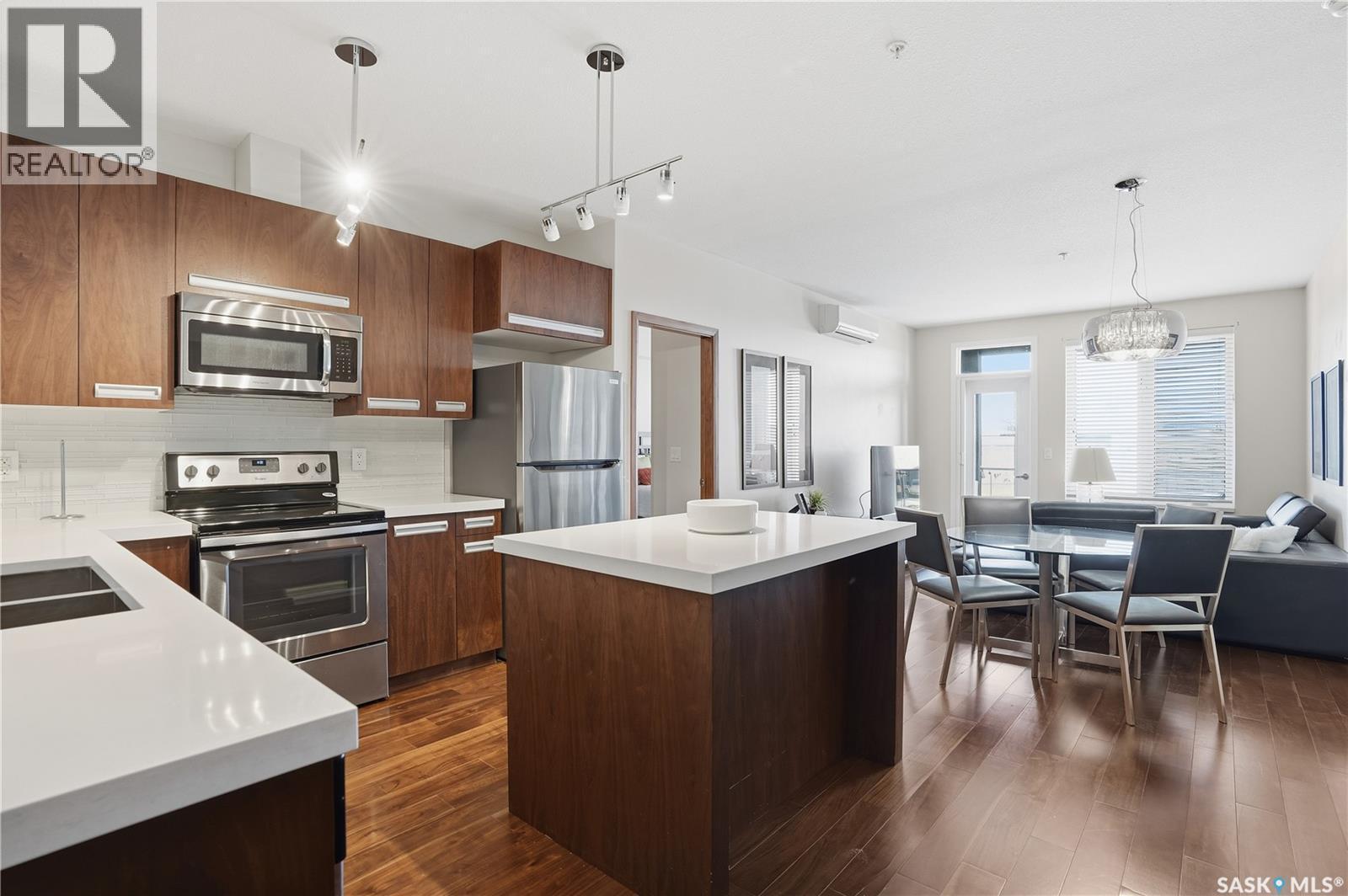 203 2101 Heseltine Road, Regina, SK
