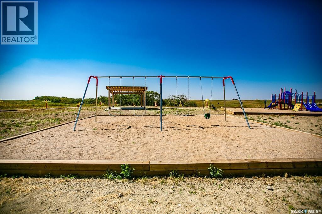 Valley View Estates - Lot: 27 Block: B, Longlaketon Rm No. 219, SK
