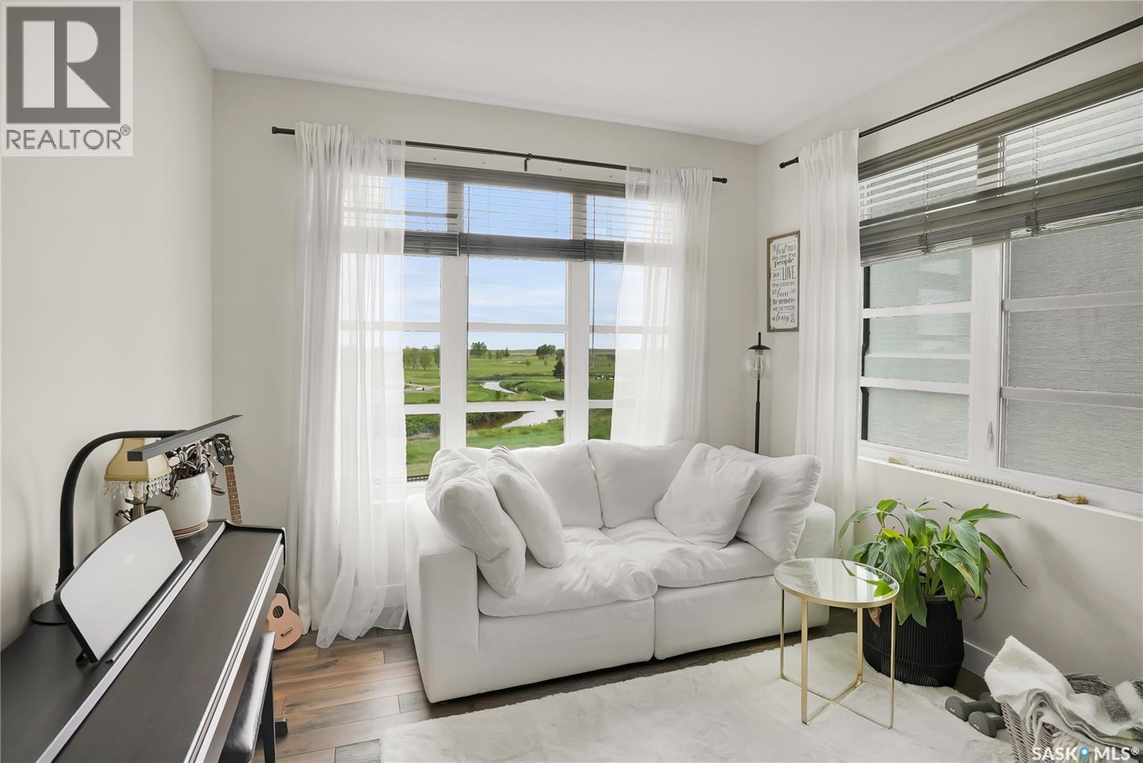 308 Brookview Drive, Regina, SK