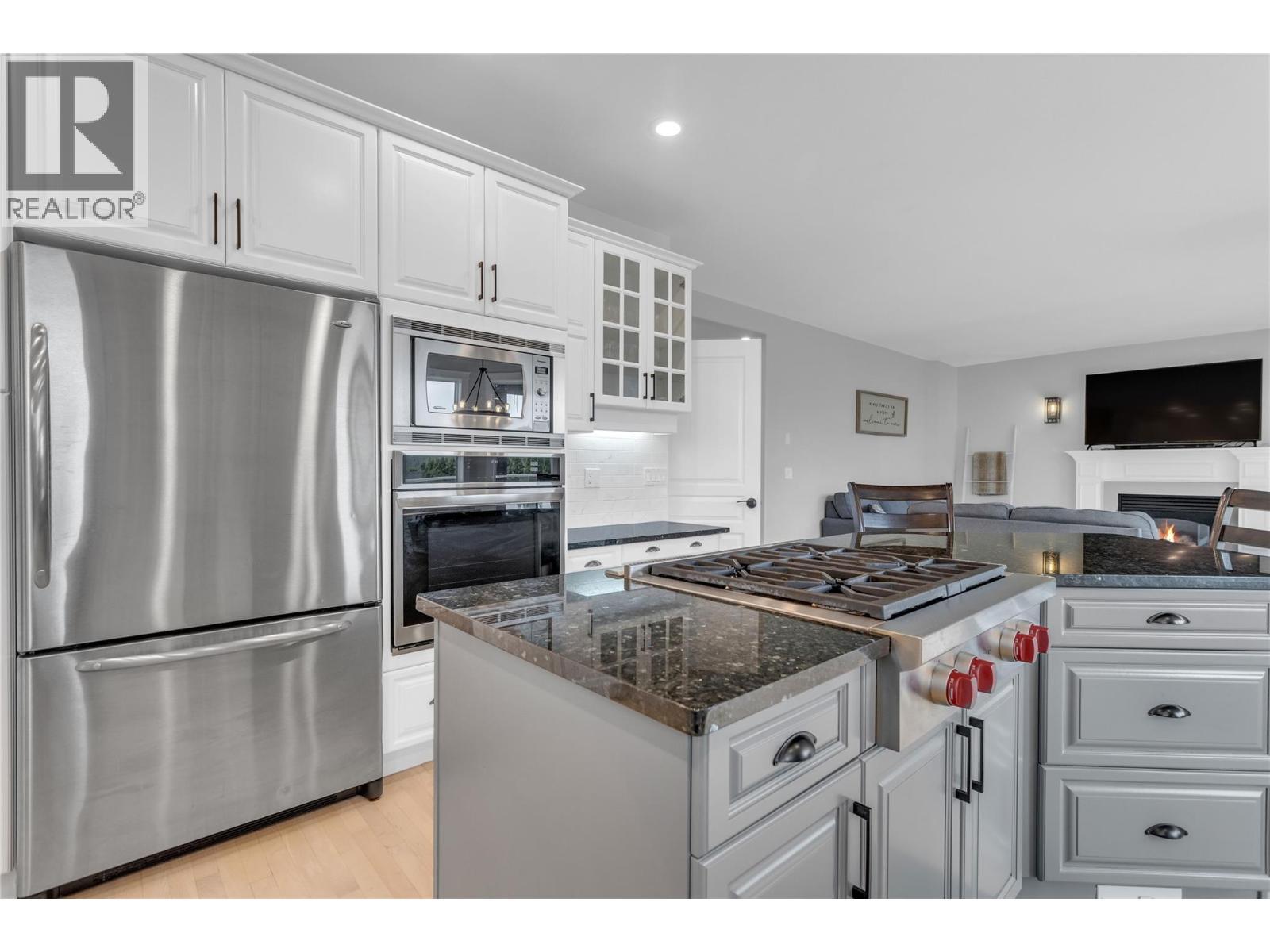2177 Breckenridge Court, Kelowna, BC
