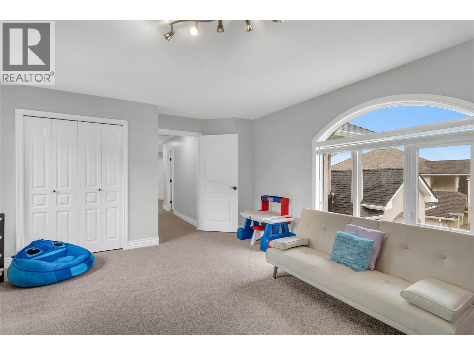 2177 Breckenridge Court, Kelowna, BC