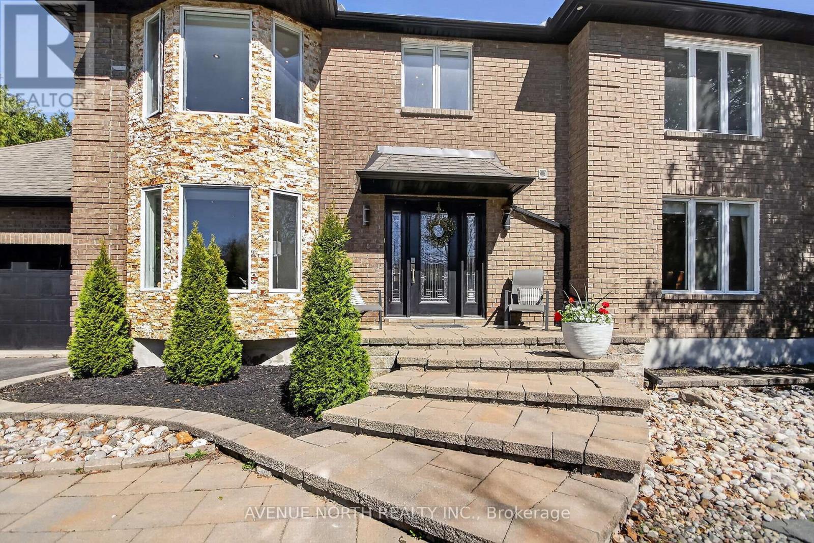 1317 Cornfield Crescent, Ottawa, ON