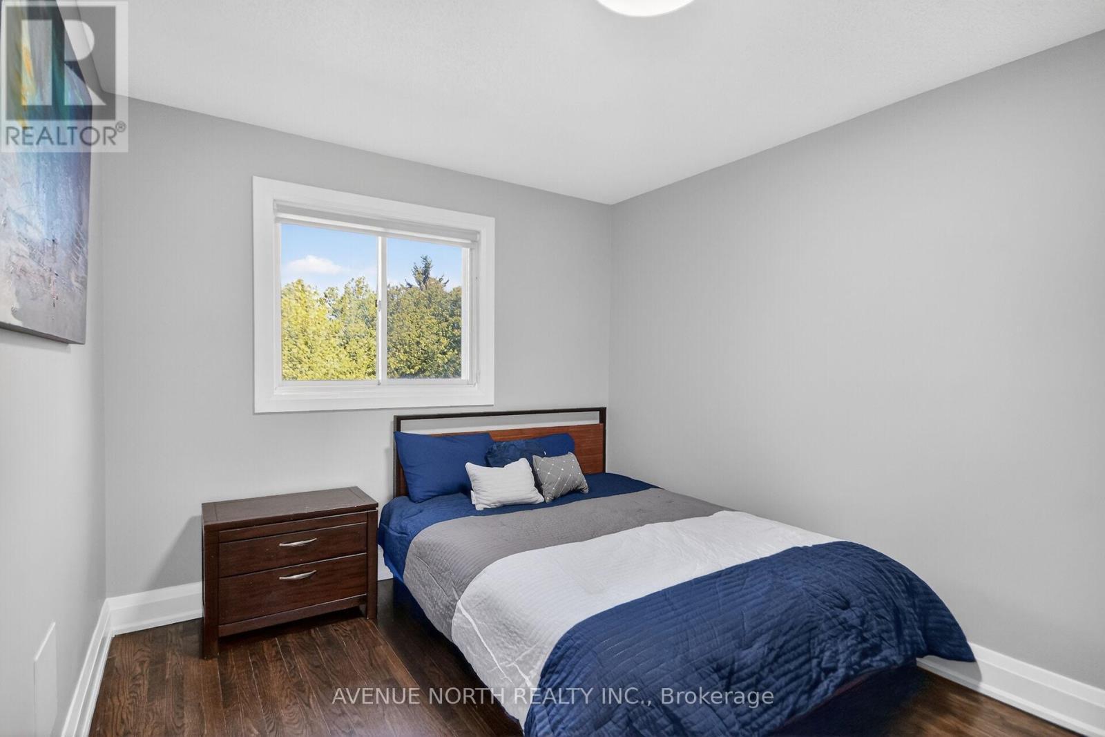 1317 Cornfield Crescent, Ottawa, ON