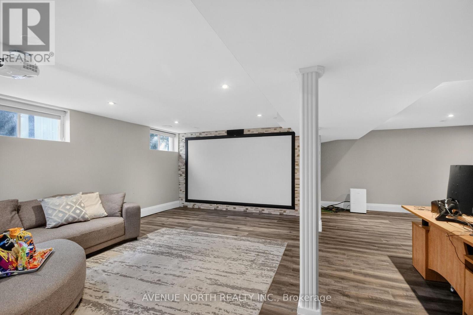 1317 Cornfield Crescent, Ottawa, ON