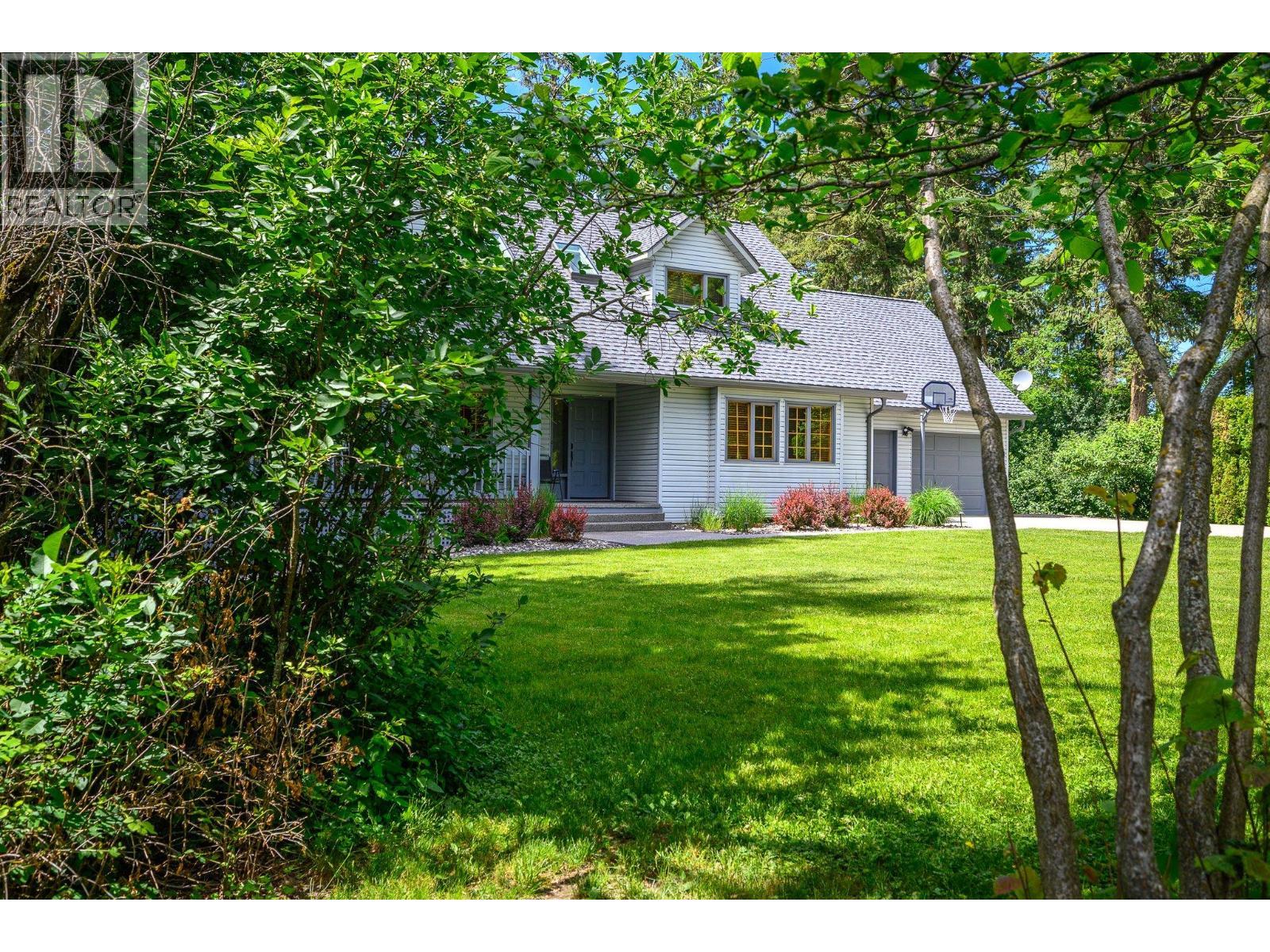 2245 Okanagan Street, Armstrong, BC