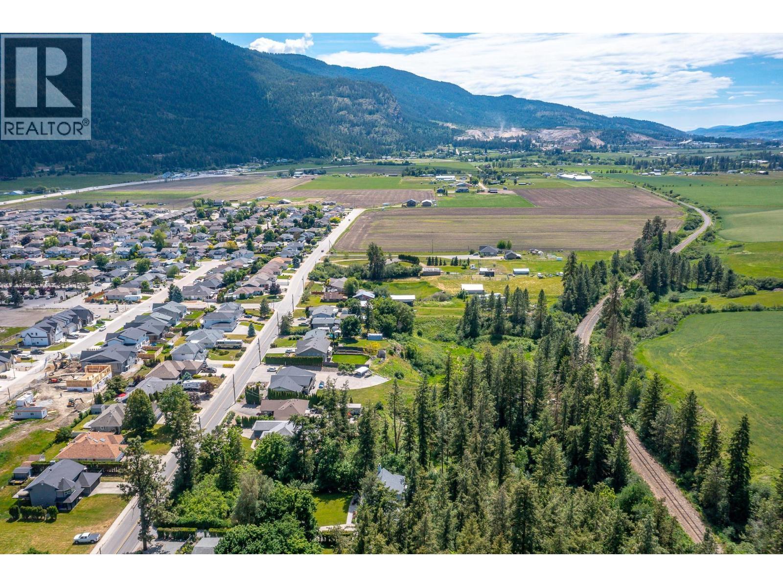 2245 Okanagan Street, Armstrong, BC