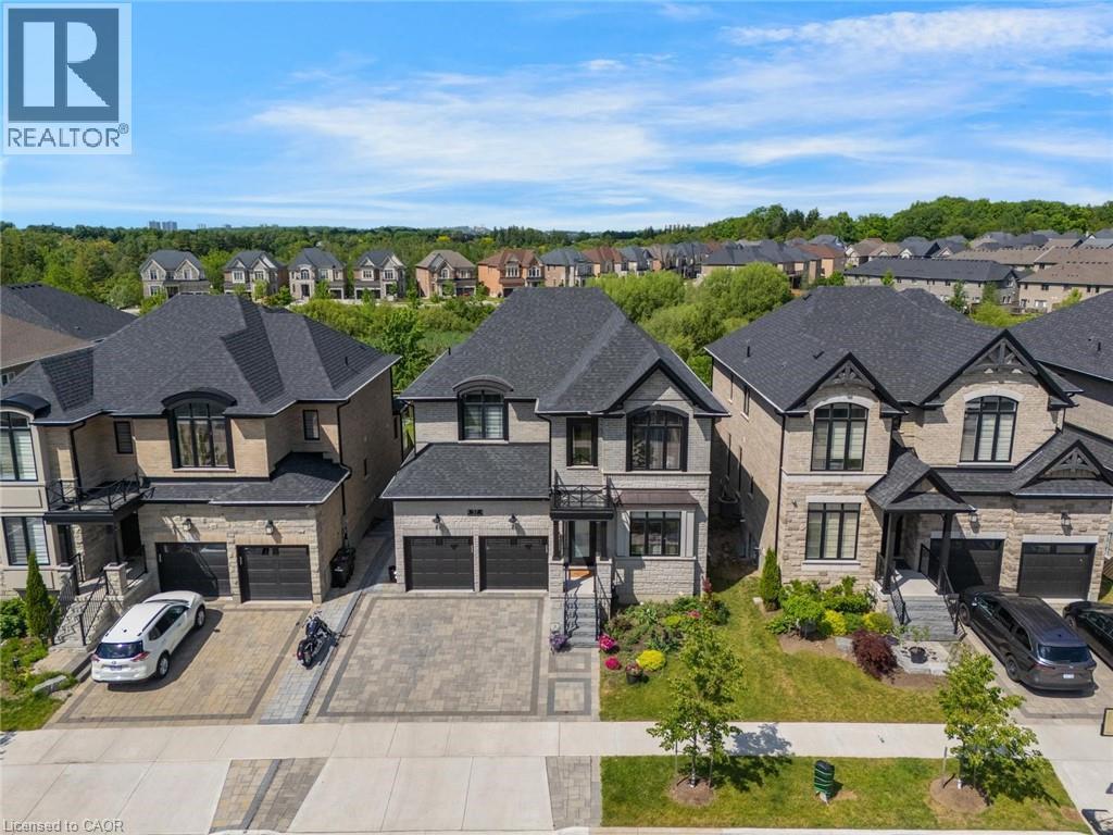 57 Hollybrook Trail, Kitchener, ON