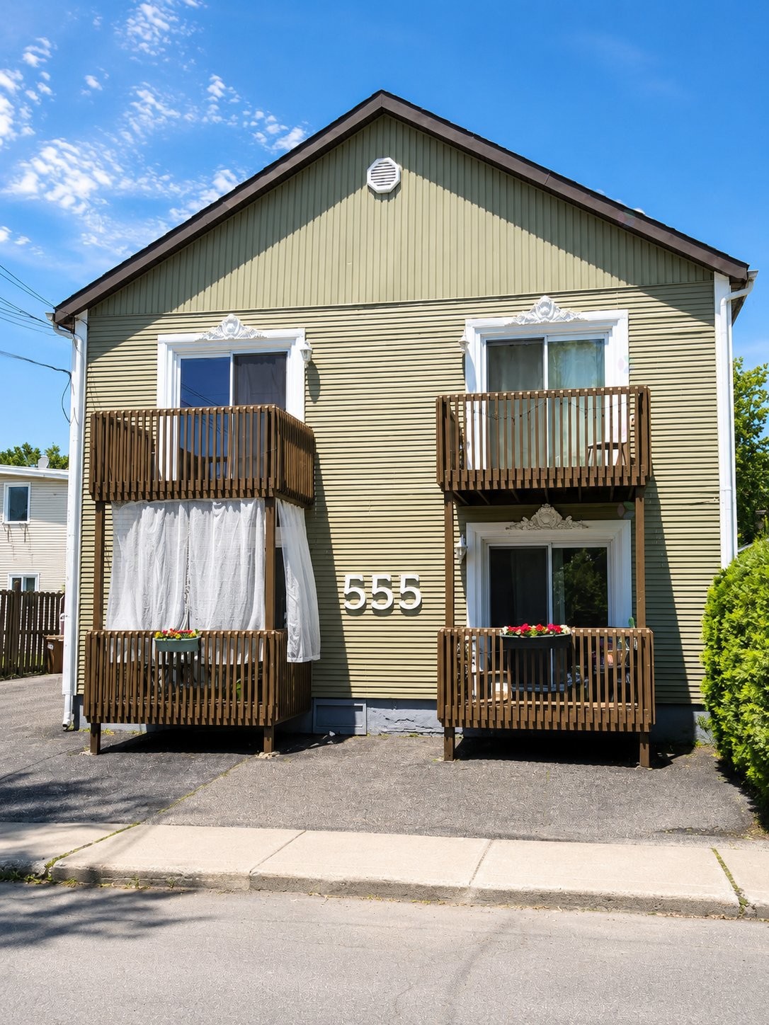 Front of Structure - 555 Rue Watt, Gatineau (Gatineau), QC