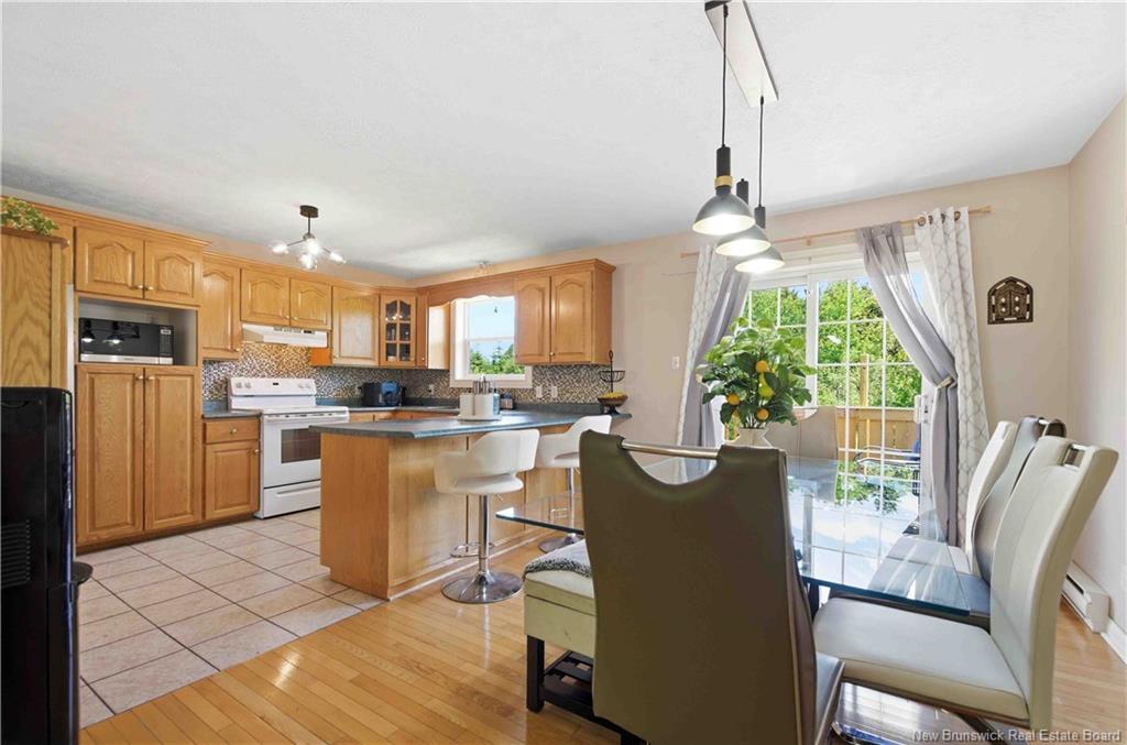 30 Leisure Ave, Fredericton, NB