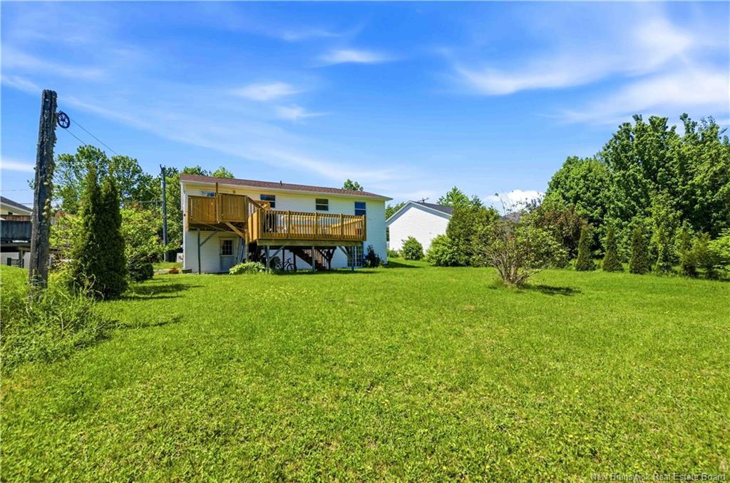 30 Leisure Ave, Fredericton, NB