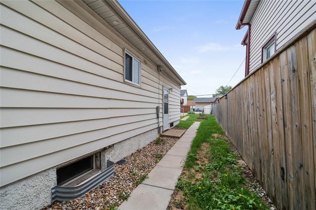 321 Berry St, Winnipeg, MB