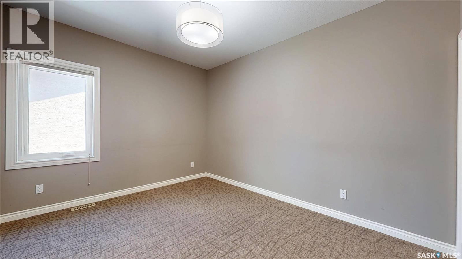 1633 Maple Rose Crescent N, Regina, SK