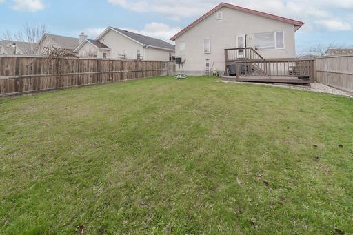 112 Southside Dr, Winnipeg, MB