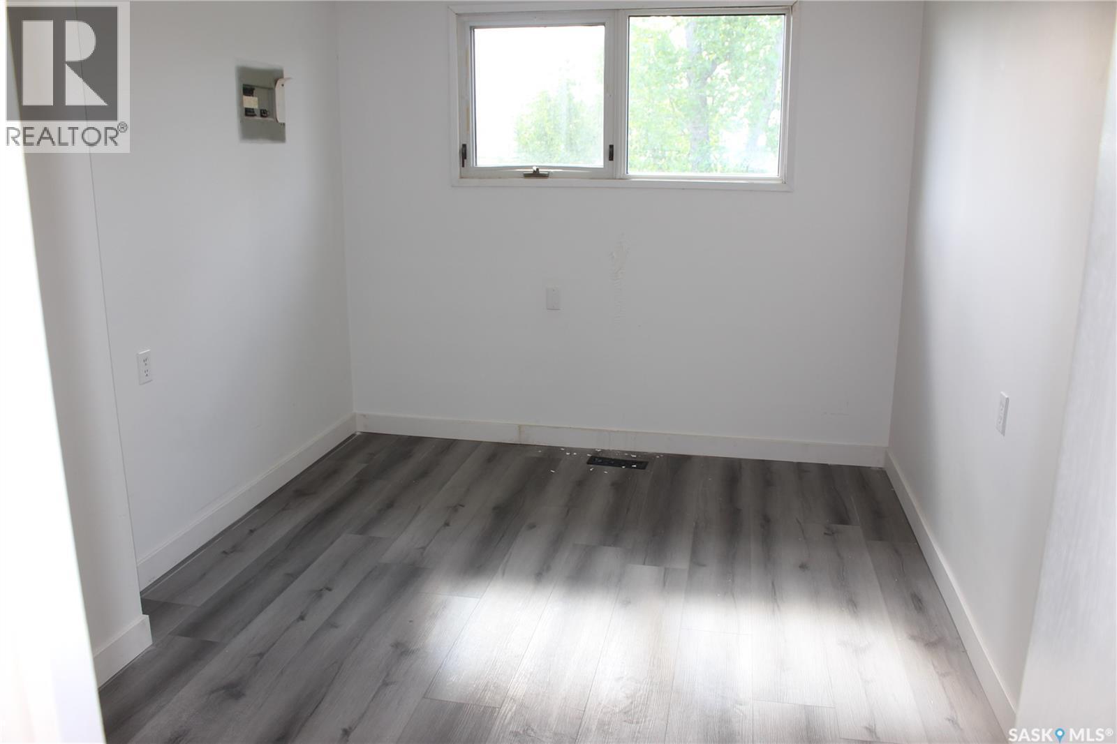 810 8Th Street, Chaplin, SK