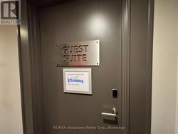 Guest Suites - 