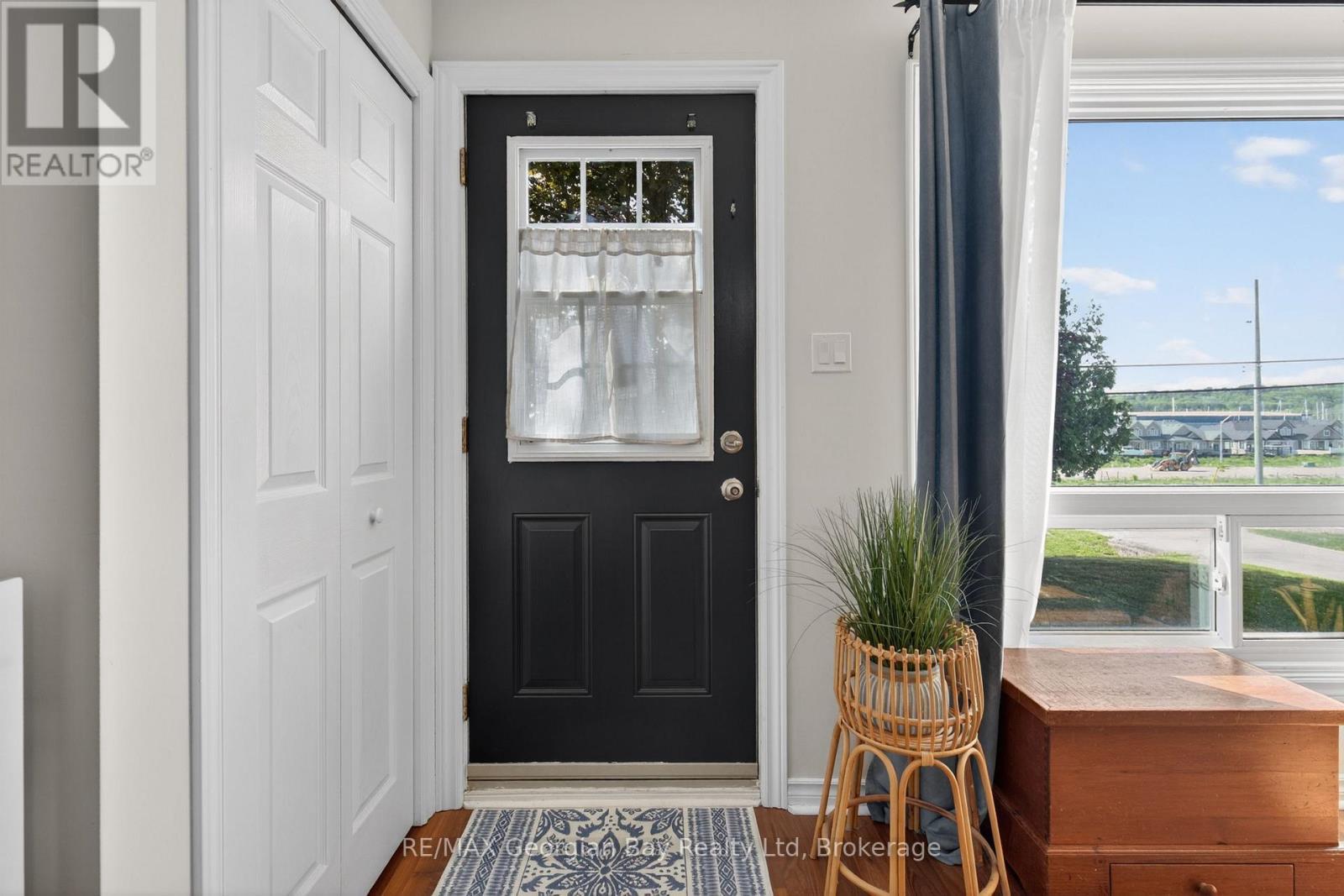 1060 Harbourview Drive, Midland, ON