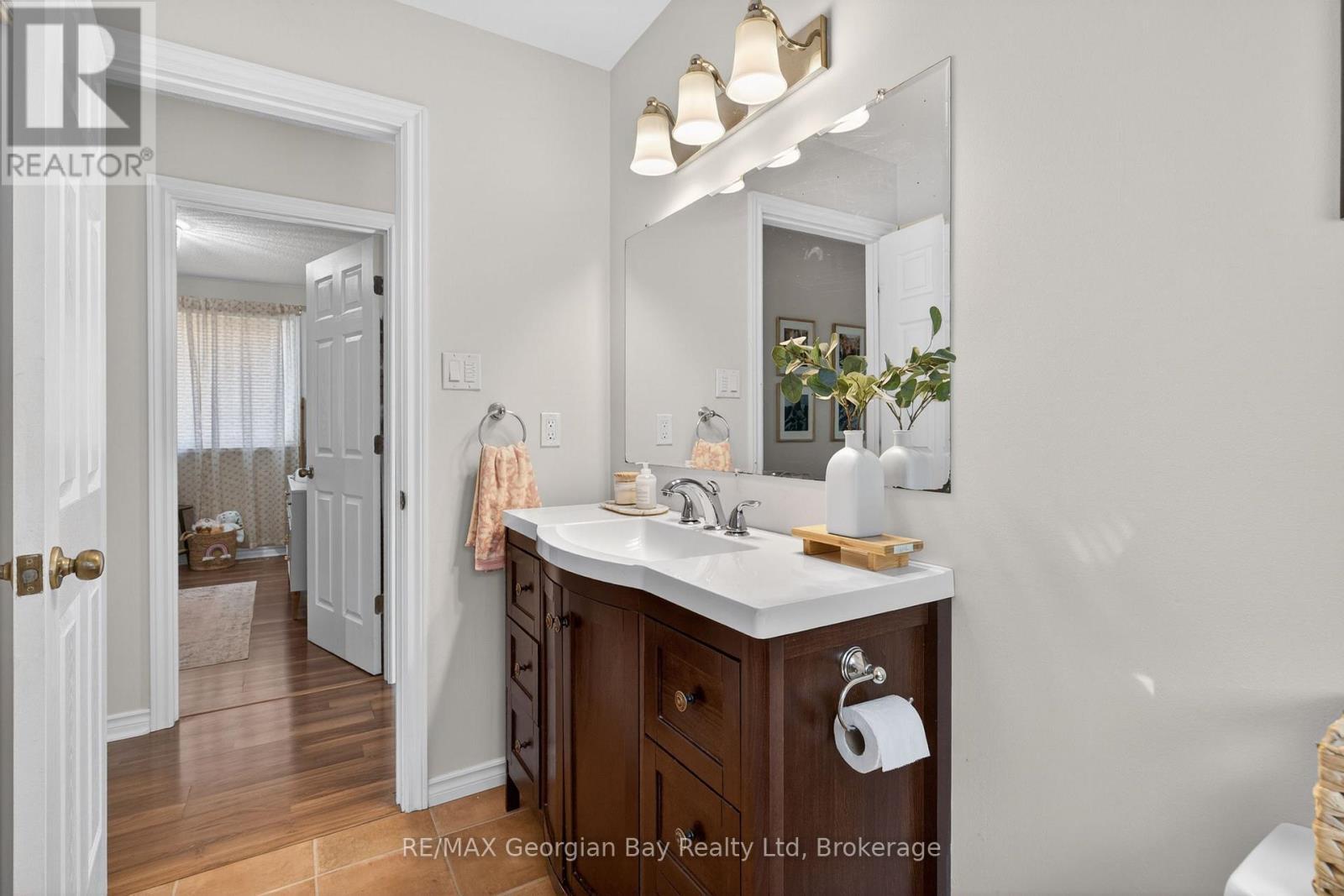 1060 Harbourview Drive, Midland, ON