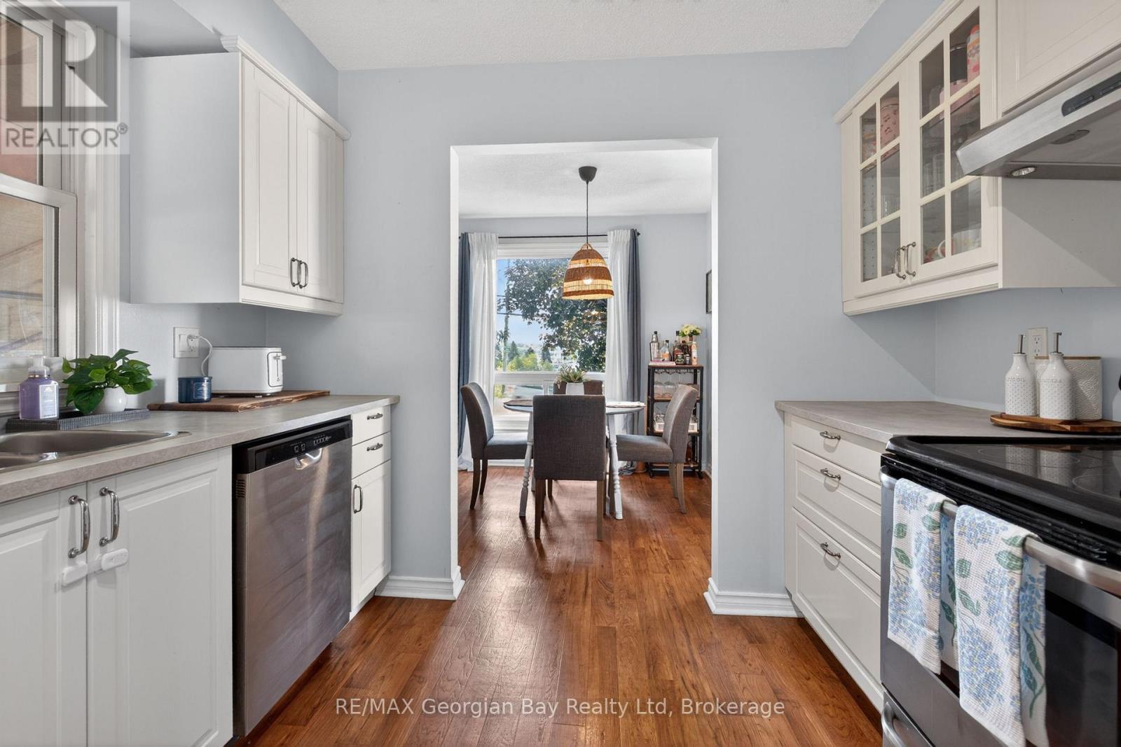 1060 Harbourview Drive, Midland, ON