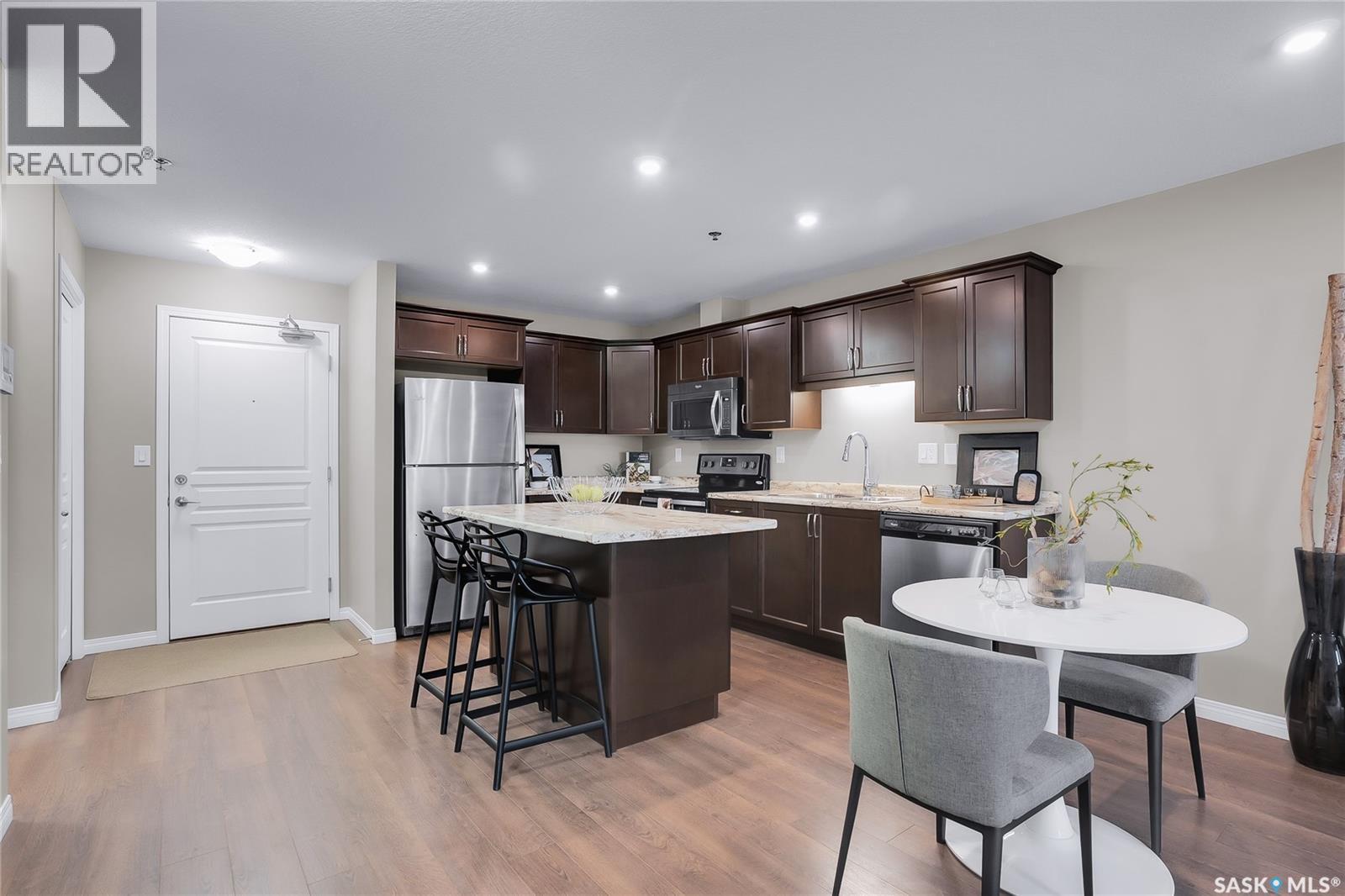 4216 108 Willis Crescent, Saskatoon, SK