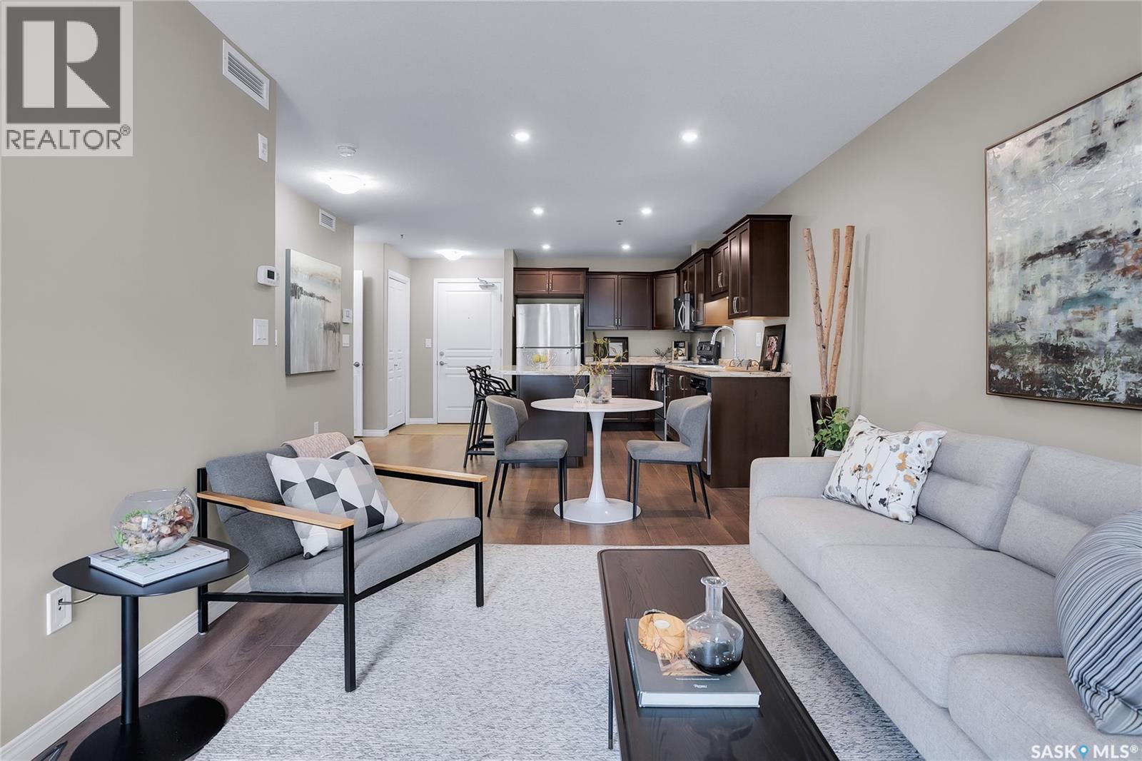 4216 108 Willis Crescent, Saskatoon, SK