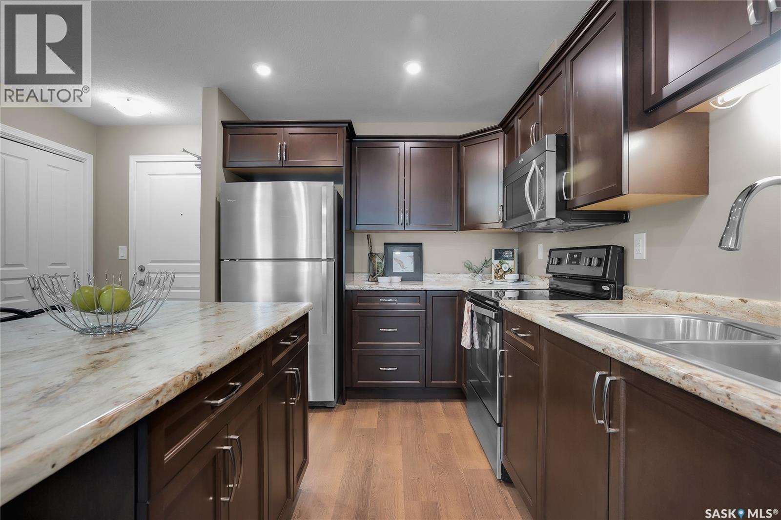 4216 108 Willis Crescent, Saskatoon, SK