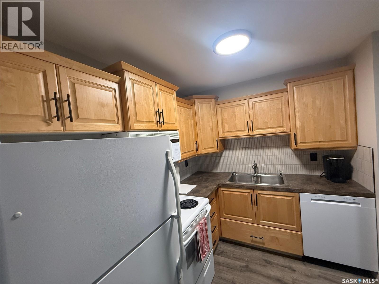 201 302 Tait Crescent, Saskatoon, SK