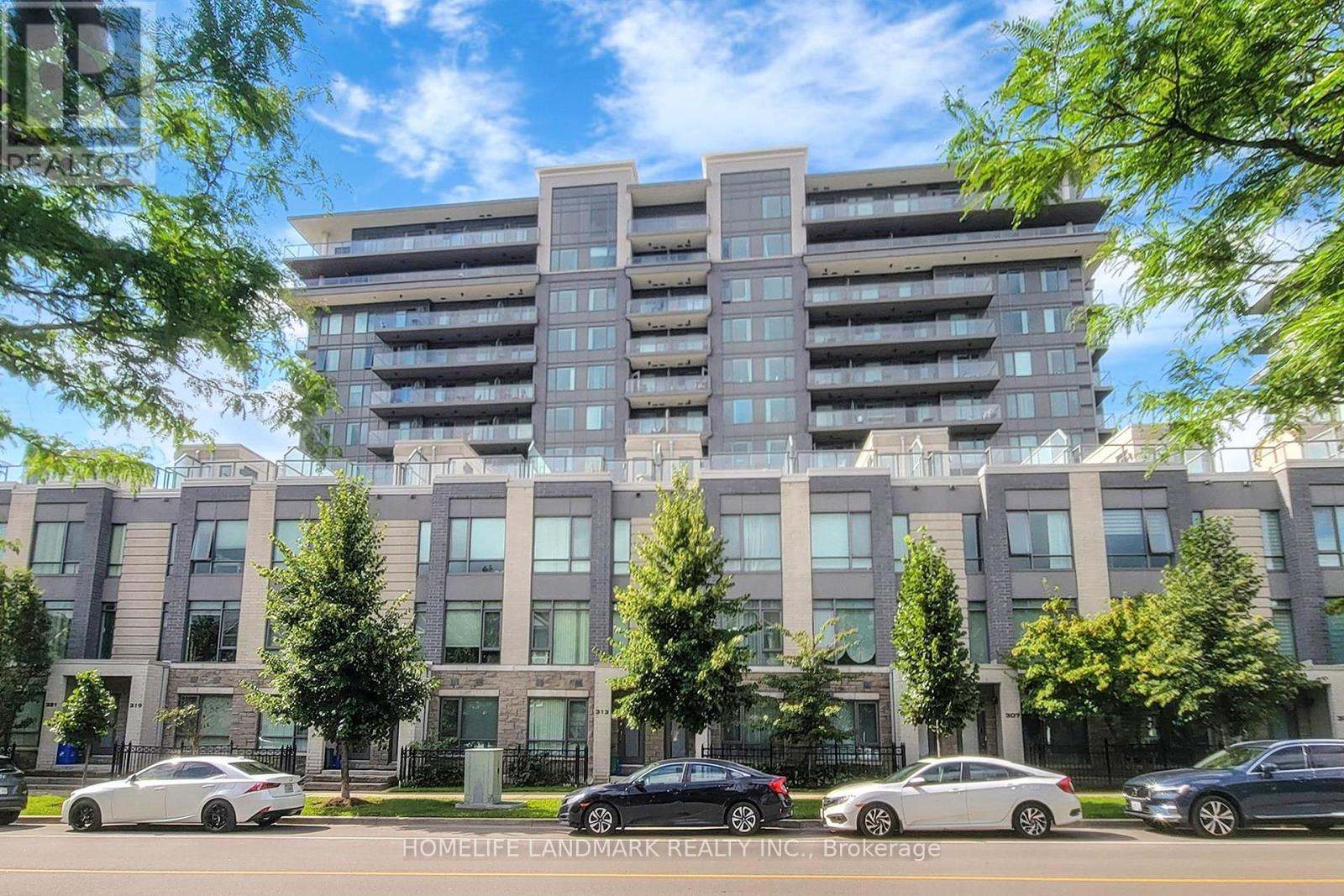 810 - 325 South Park Road, Markham, ON