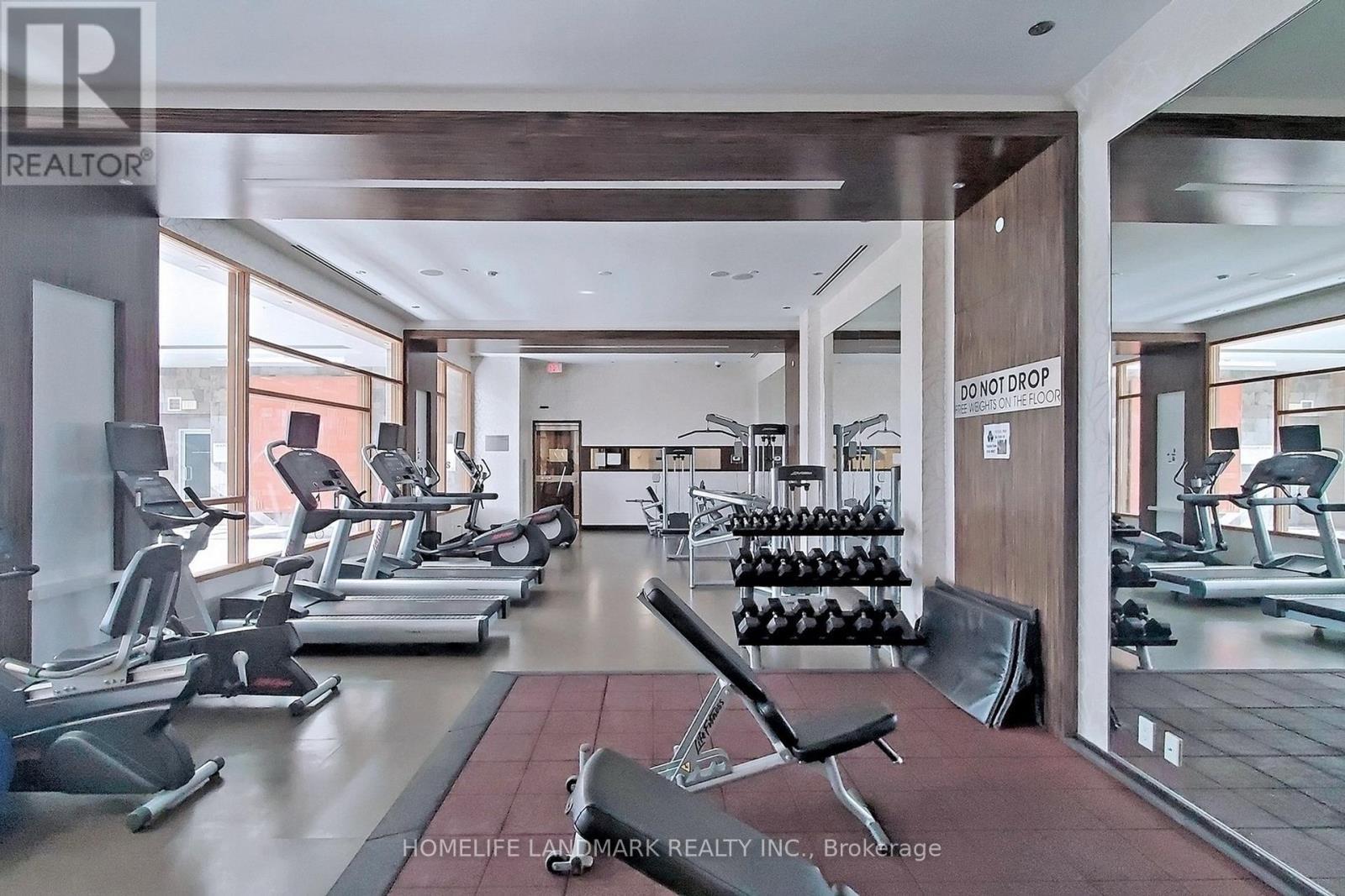 810 - 325 South Park Road, Markham, ON