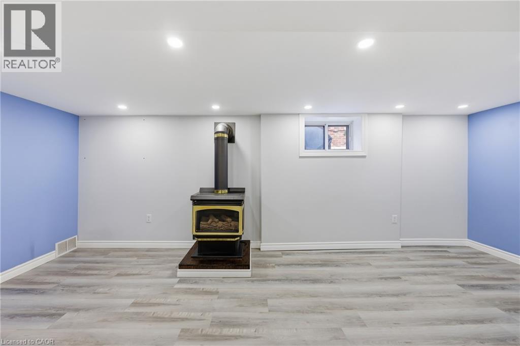 97 Tragina Avenue S, Hamilton, ON